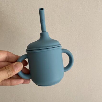 Silicone Cup with handles & straw Cosy