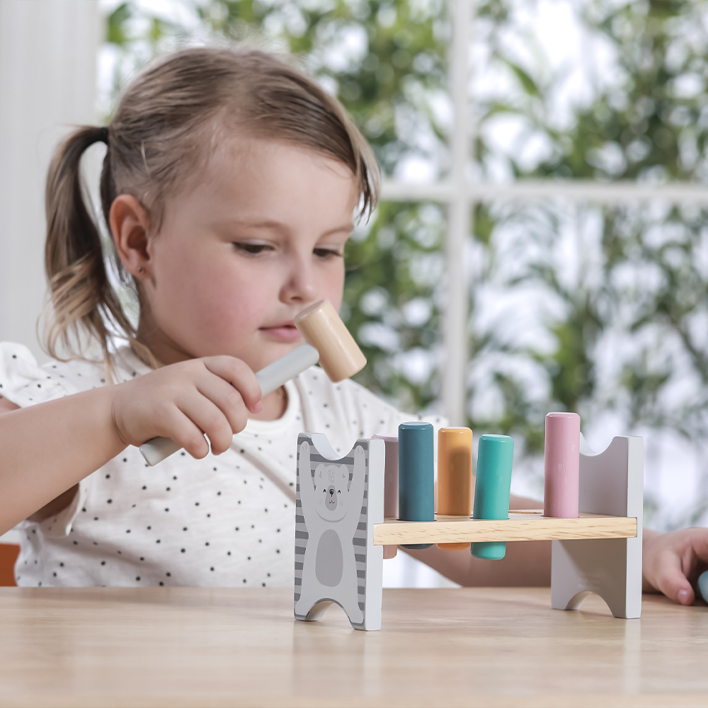 Viga ξύλινη βάση με σφυράκι για καρφώματα - Image 3