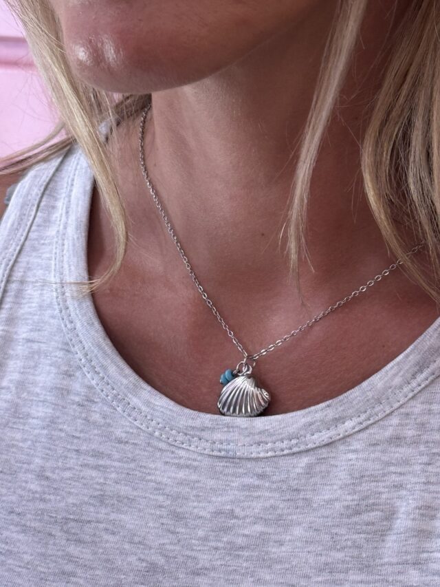 Aeraki Necklace