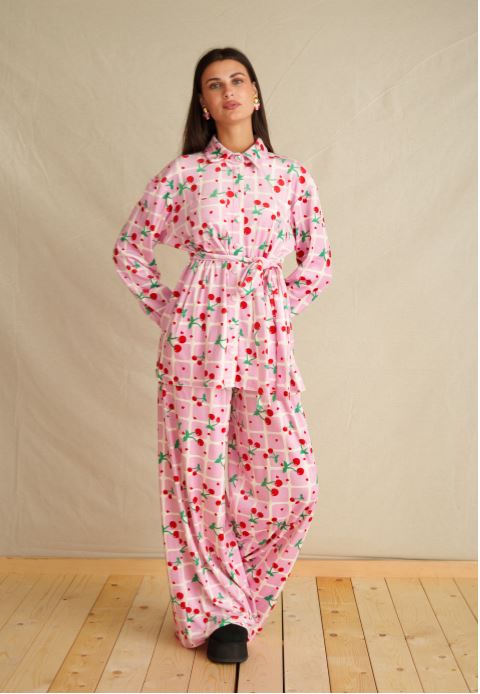 BLUSHED CHERRIES VELVET SET